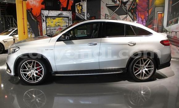 Acheter Occasion Voiture Mercedes‒Benz GLE Coupe Blanc à Chingola, Zambie Acheter Occasion Voiture Mercedes‒Benz GLE Coupe Blanc à Chingola, Zambie
