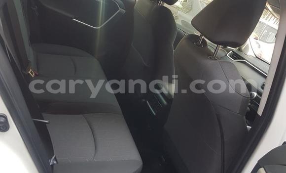 Acheter Occasion Voiture Toyota RAV4 Blanc à Zambèze, Nord-Ouest Acheter Occasion Voiture Toyota RAV4 Blanc à Zambèze, Nord-Ouest