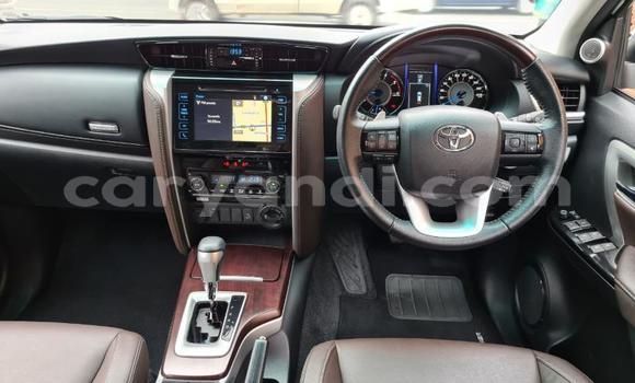 Acheter Occasion Voiture Toyota Fortuner Blanc à Chilanga, Lusaka Acheter Occasion Voiture Toyota Fortuner Blanc à Chilanga, Lusaka