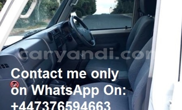 Buy Used Toyota Land Cruiser Prado White Car in Lusaka in Zambia Buy Used Toyota Land Cruiser Prado White Car in Lusaka in Zambia