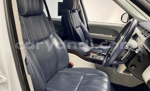 Buy Used Land Rover Range Rover White Car in Chinsali in Northern Buy Used Land Rover Range Rover White Car in Chinsali in Northern