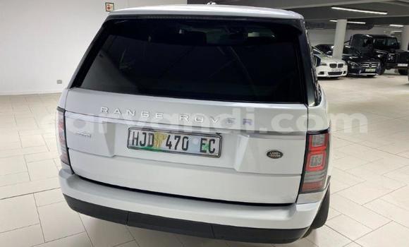 Buy Used Land Rover Range Rover White Car in Chinsali in Northern Buy Used Land Rover Range Rover White Car in Chinsali in Northern