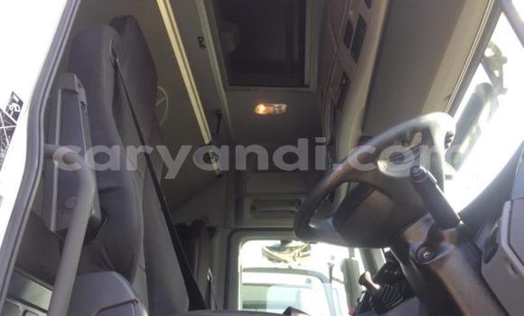 Tenga Tsaru Mercedes–Benz Truck Chena Rori in Chingola in Zambia Tenga Tsaru Mercedes–Benz Truck Chena Rori in Chingola in Zambia