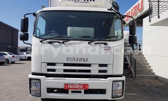 Acheter Occasion Utilitaire Isuzu FTR 850 Blanc à Chinsali, Nord Acheter Occasion Utilitaire Isuzu FTR 850 Blanc à Chinsali, Nord