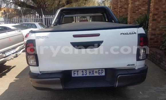 Tenga Tsaru Toyota Hilux Chena Mota in Chinsali in Northern Tenga Tsaru Toyota Hilux Chena Mota in Chinsali in Northern