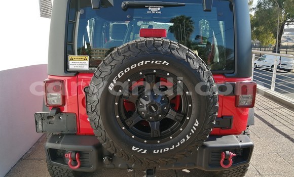 Nunua Ilio tumika Jeep Wrangler Nyekundu Gari ndani ya Lusaka nchini Zambia Nunua Ilio tumika Jeep Wrangler Nyekundu Gari ndani ya Lusaka nchini Zambia