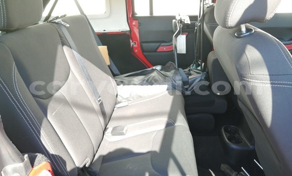 Nunua Ilio tumika Jeep Wrangler Nyekundu Gari ndani ya Lusaka nchini Zambia Nunua Ilio tumika Jeep Wrangler Nyekundu Gari ndani ya Lusaka nchini Zambia