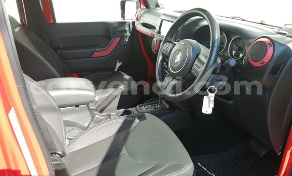 Nunua Ilio tumika Jeep Wrangler Nyekundu Gari ndani ya Lusaka nchini Zambia Nunua Ilio tumika Jeep Wrangler Nyekundu Gari ndani ya Lusaka nchini Zambia