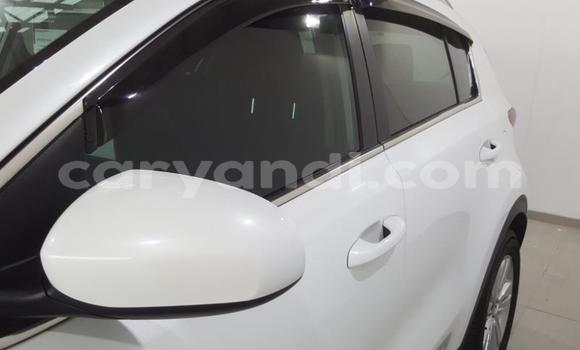 Acheter Occasion Voiture Kia Sportage Blanc à Chilanga, Lusaka Acheter Occasion Voiture Kia Sportage Blanc à Chilanga, Lusaka