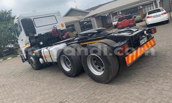 Acheter Occasion Utilitaire Nissan UD Blanc à Chinsali, Nord Acheter Occasion Utilitaire Nissan UD Blanc à Chinsali, Nord