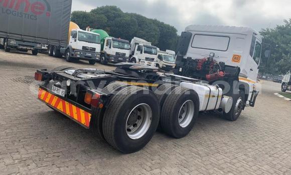 Acheter Occasion Utilitaire Nissan UD Blanc à Chinsali, Nord Acheter Occasion Utilitaire Nissan UD Blanc à Chinsali, Nord