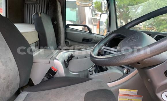 Acheter Occasion Utilitaire Nissan UD Blanc à Kabwe, Zambie Acheter Occasion Utilitaire Nissan UD Blanc à Kabwe, Zambie