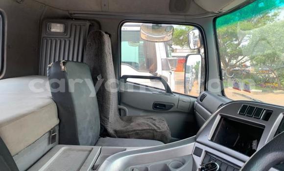 Acheter Occasion Utilitaire Nissan UD Blanc à Kabwe, Zambie Acheter Occasion Utilitaire Nissan UD Blanc à Kabwe, Zambie