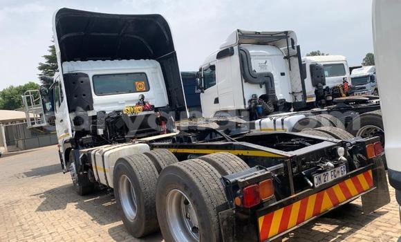 Acheter Occasion Utilitaire Nissan UD Blanc à Kabwe, Zambie Acheter Occasion Utilitaire Nissan UD Blanc à Kabwe, Zambie