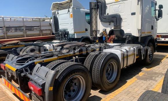 Tenga Tsaru Scania R420 Chena Rori in Chingola in Zambia Tenga Tsaru Scania R420 Chena Rori in Chingola in Zambia