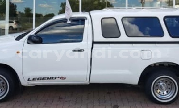 Acheter Occasion Voiture Toyota Hilux Blanc à Lusaka, Zambie Acheter Occasion Voiture Toyota Hilux Blanc à Lusaka, Zambie