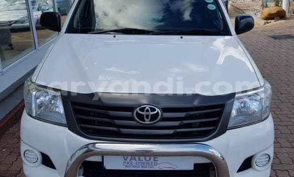 Acheter Occasion Voiture Toyota Hilux Blanc à Lusaka, Zambie Acheter Occasion Voiture Toyota Hilux Blanc à Lusaka, Zambie