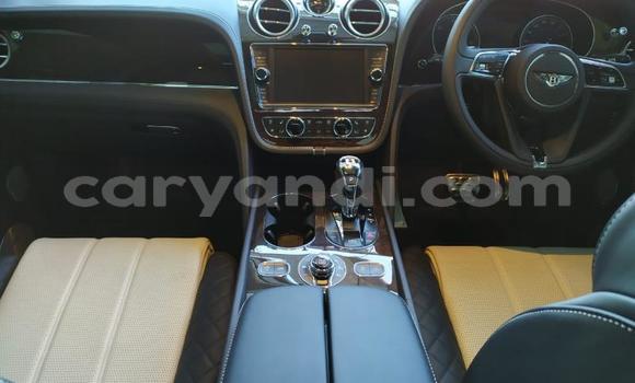 Buy Used Bentley Bentayga Silver Car in Livingstone in Zambia Buy Used Bentley Bentayga Silver Car in Livingstone in Zambia