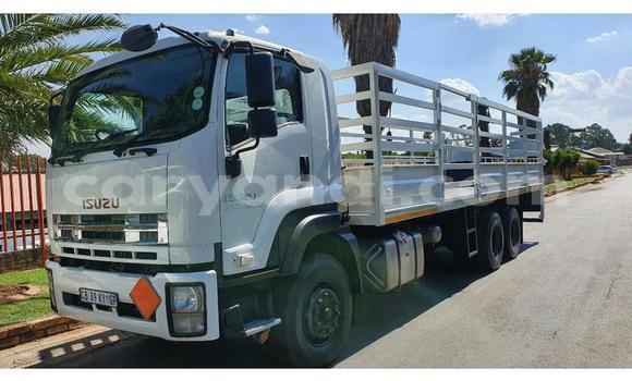 Buy Used Isuzu FTR 850 White Truck in Chilanga in Lusaka