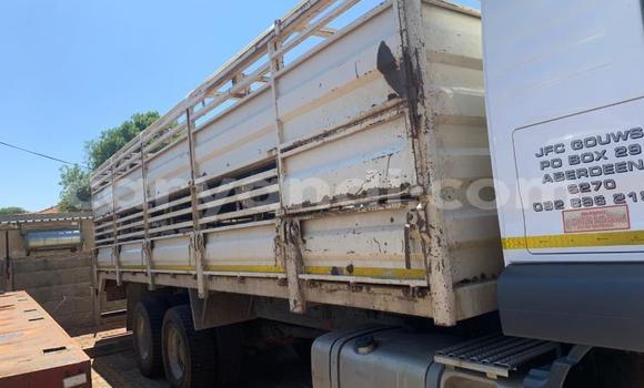 Acheter Occasion Utilitaire Man TGX Blanc à Limulunga, Occidental Acheter Occasion Utilitaire Man TGX Blanc à Limulunga, Occidental