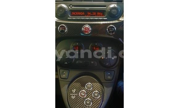 Acheter Occasion Voiture Abarth 695 Rouge à Chingola, Zambie Acheter Occasion Voiture Abarth 695 Rouge à Chingola, Zambie