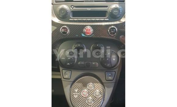 Acheter Occasion Voiture Abarth 695 Rouge à Chingola, Zambie Acheter Occasion Voiture Abarth 695 Rouge à Chingola, Zambie