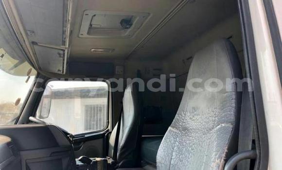 Acheter Occasion Utilitaire Volvo F4 Blanc à Lusaka, Zambie Acheter Occasion Utilitaire Volvo F4 Blanc à Lusaka, Zambie