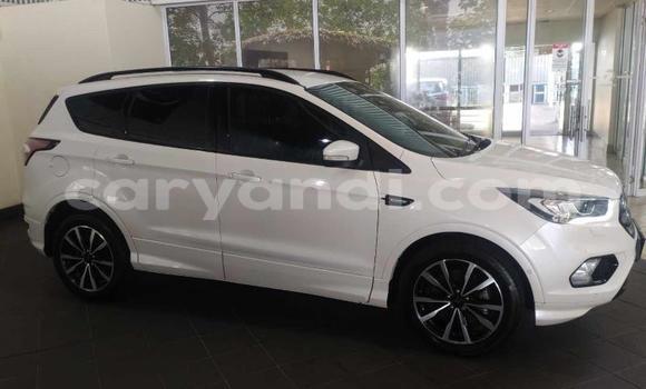 Acheter Occasion Voiture Ford Kuga Blanc à Chilanga, Lusaka Acheter Occasion Voiture Ford Kuga Blanc à Chilanga, Lusaka
