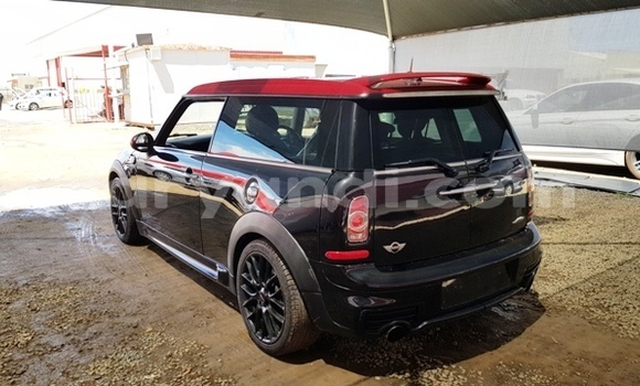 Acheter Occasion Voiture MINI Clubman Noir à Lusaka, Zambie Acheter Occasion Voiture MINI Clubman Noir à Lusaka, Zambie