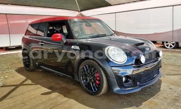 Acheter Occasion Voiture MINI Clubman Noir à Lusaka, Zambie Acheter Occasion Voiture MINI Clubman Noir à Lusaka, Zambie