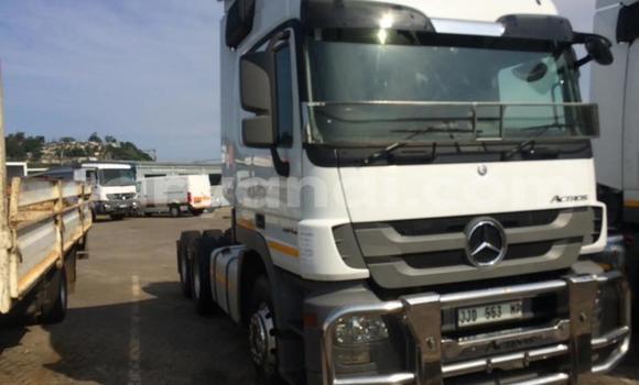 Buy Used Mercedes–Benz Arocs White Truck in Lusaka in Zambia