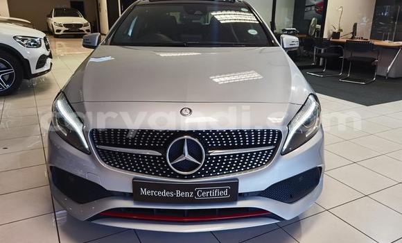 Buy Used Mercedes‒Benz 250 Silver Car in Chingola in Zambia Buy Used Mercedes‒Benz 250 Silver Car in Chingola in Zambia