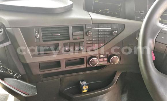 Acheter Occasion Utilitaire Volvo F4 Blanc à Lusaka, Zambie Acheter Occasion Utilitaire Volvo F4 Blanc à Lusaka, Zambie