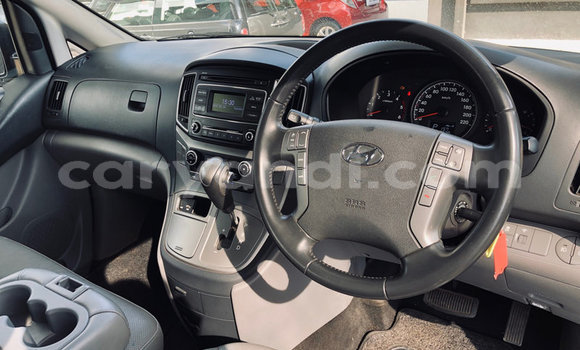 Buy Used Hyundai H1 Silver Car in Livingstone in Zambia Buy Used Hyundai H1 Silver Car in Livingstone in Zambia