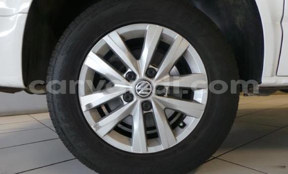 Tenga Tsaru Volkswagen Caravelle Chena Mota in Mazabuka in Southern Tenga Tsaru Volkswagen Caravelle Chena Mota in Mazabuka in Southern