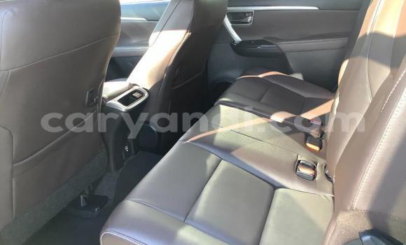 Acheter Occasion Voiture Toyota Fortuner Blanc à Lusaka, Zambie Acheter Occasion Voiture Toyota Fortuner Blanc à Lusaka, Zambie