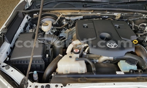 Buy Used Toyota Hilux White Car in Zambezi in North-Western Buy Used Toyota Hilux White Car in Zambezi in North-Western