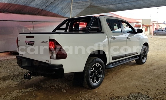 Buy Used Toyota Hilux White Car in Zambezi in North-Western Buy Used Toyota Hilux White Car in Zambezi in North-Western