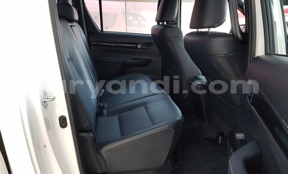 Buy Used Toyota Hilux White Car in Zambezi in North-Western Buy Used Toyota Hilux White Car in Zambezi in North-Western