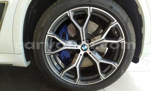 Acheter Occasion Voiture BMW X5 M Blanc à Isoka, Nord Acheter Occasion Voiture BMW X5 M Blanc à Isoka, Nord
