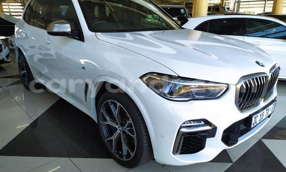 Acheter Occasion Voiture BMW X5 M Blanc à Isoka, Nord Acheter Occasion Voiture BMW X5 M Blanc à Isoka, Nord