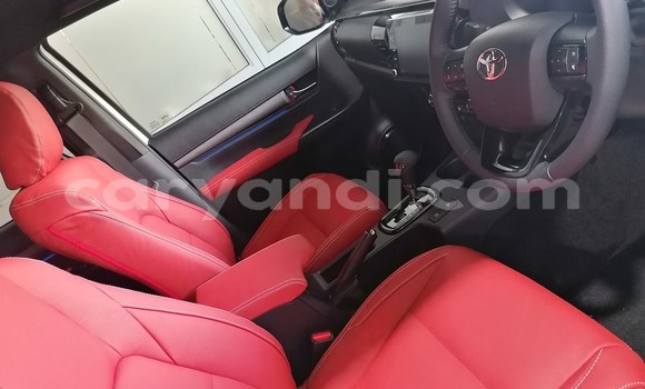 Acheter Occasion Voiture Toyota Hilux Blanc à Ndola, Zambie Acheter Occasion Voiture Toyota Hilux Blanc à Ndola, Zambie
