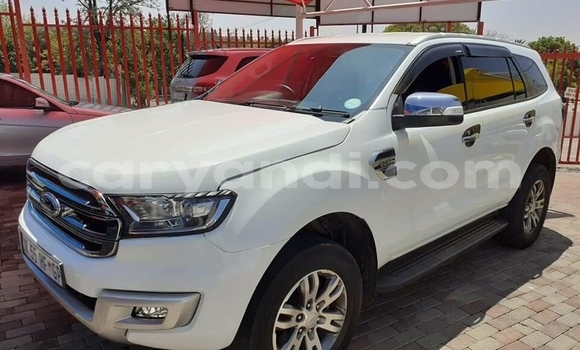 Acheter Occasion Voiture Ford Everest Blanc à Isoka, Nord Acheter Occasion Voiture Ford Everest Blanc à Isoka, Nord