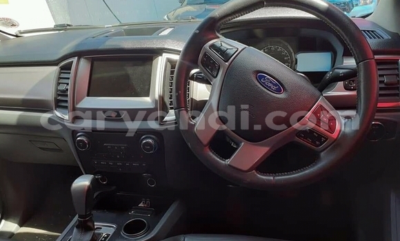 Acheter Occasion Voiture Ford Everest Blanc à Isoka, Nord Acheter Occasion Voiture Ford Everest Blanc à Isoka, Nord