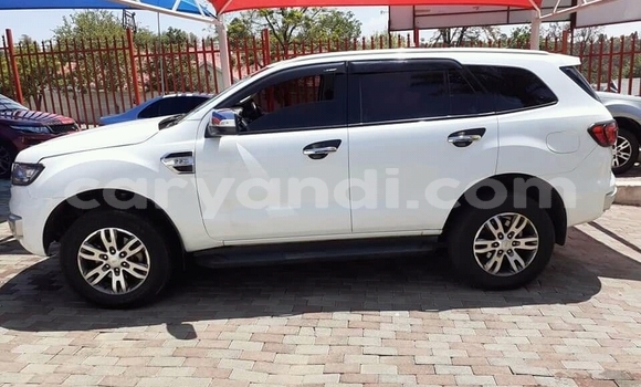 Acheter Occasion Voiture Ford Everest Blanc à Isoka, Nord Acheter Occasion Voiture Ford Everest Blanc à Isoka, Nord