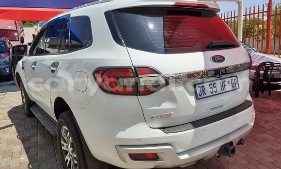 Acheter Occasion Voiture Ford Everest Blanc à Isoka, Nord Acheter Occasion Voiture Ford Everest Blanc à Isoka, Nord