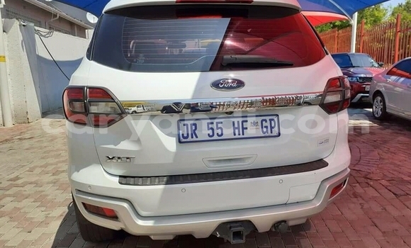 Acheter Occasion Voiture Ford Everest Blanc à Isoka, Nord Acheter Occasion Voiture Ford Everest Blanc à Isoka, Nord