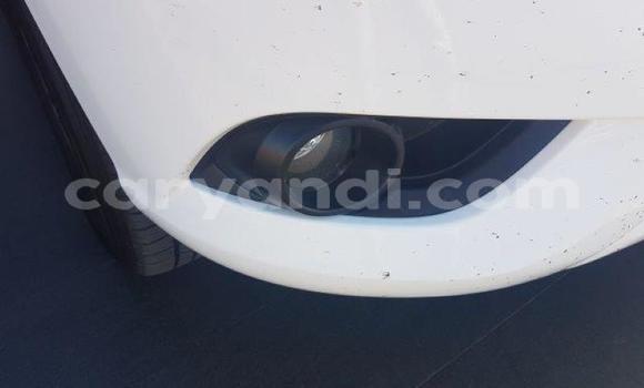 Acheter Occasion Voiture Mazda BT-50 Blanc à Lusaka, Zambie Acheter Occasion Voiture Mazda BT-50 Blanc à Lusaka, Zambie