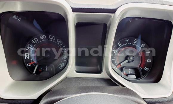 Acheter Occasion Voiture Chevrolet Camaro Rouge à Lusaka, Zambie Acheter Occasion Voiture Chevrolet Camaro Rouge à Lusaka, Zambie