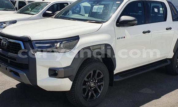 Acheter Occasion Voiture Toyota Hilux Blanc à Lusaka, Zambie Acheter Occasion Voiture Toyota Hilux Blanc à Lusaka, Zambie